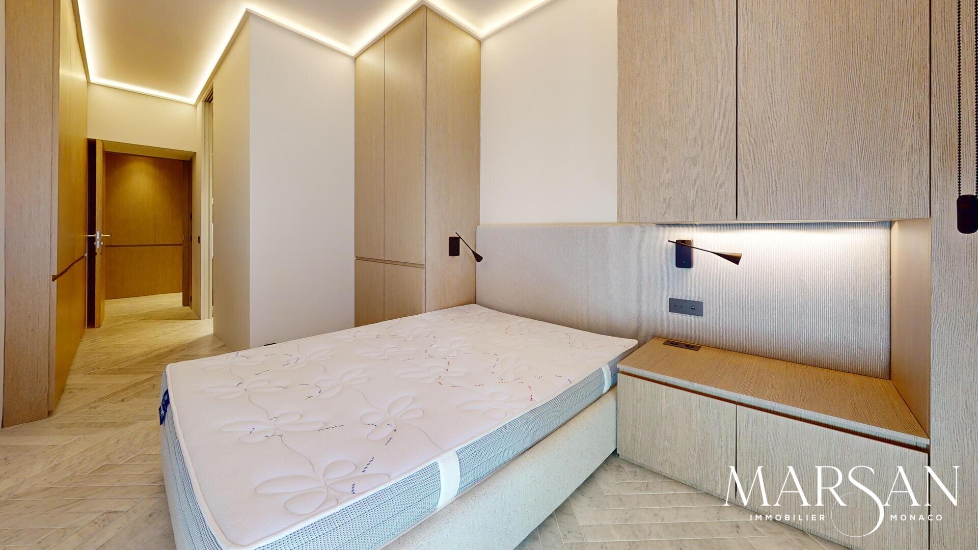 MAGNIFICENT 3P FURNISHED AND RENOVATED PARK PALACE