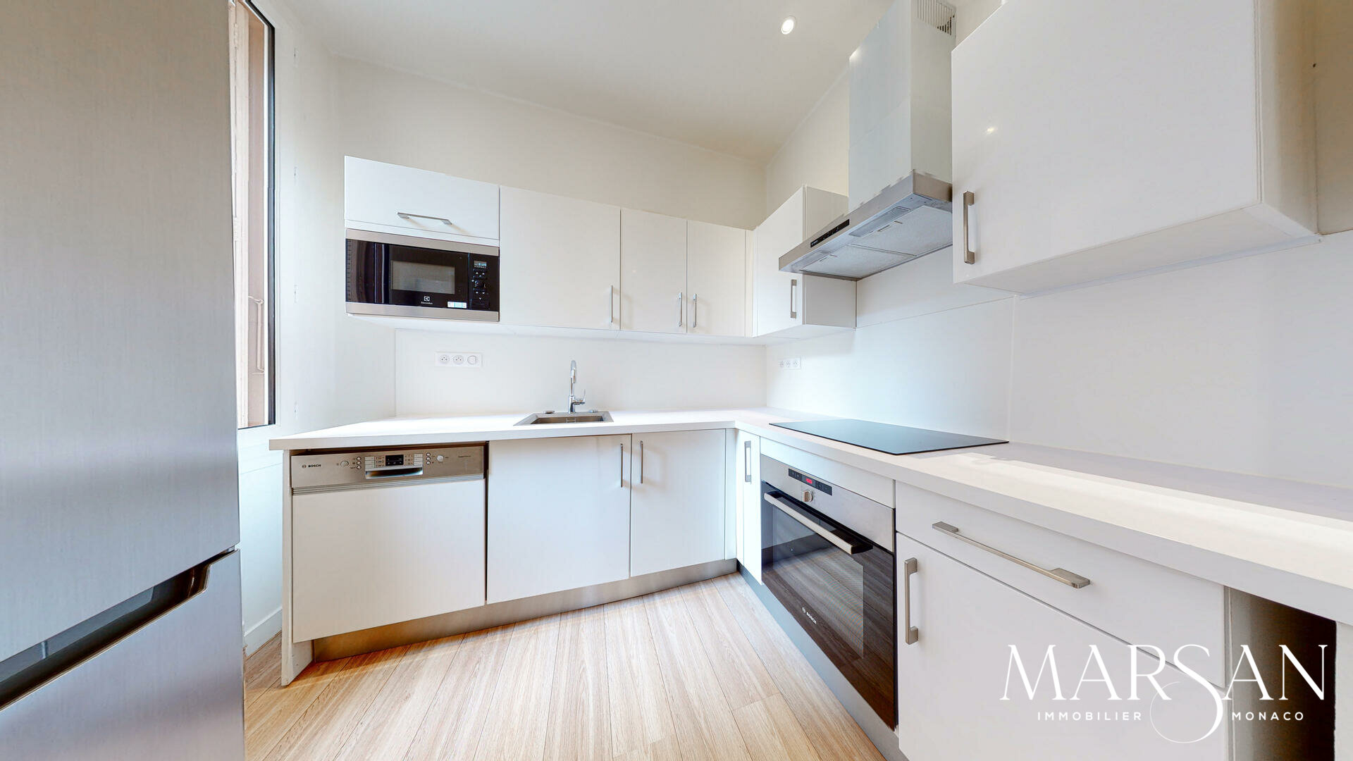 BELLISSIMO APPARTAMENTO DI 4 LOCALI - LARVOTTO - AI SENSI DELLA LEGGE 887