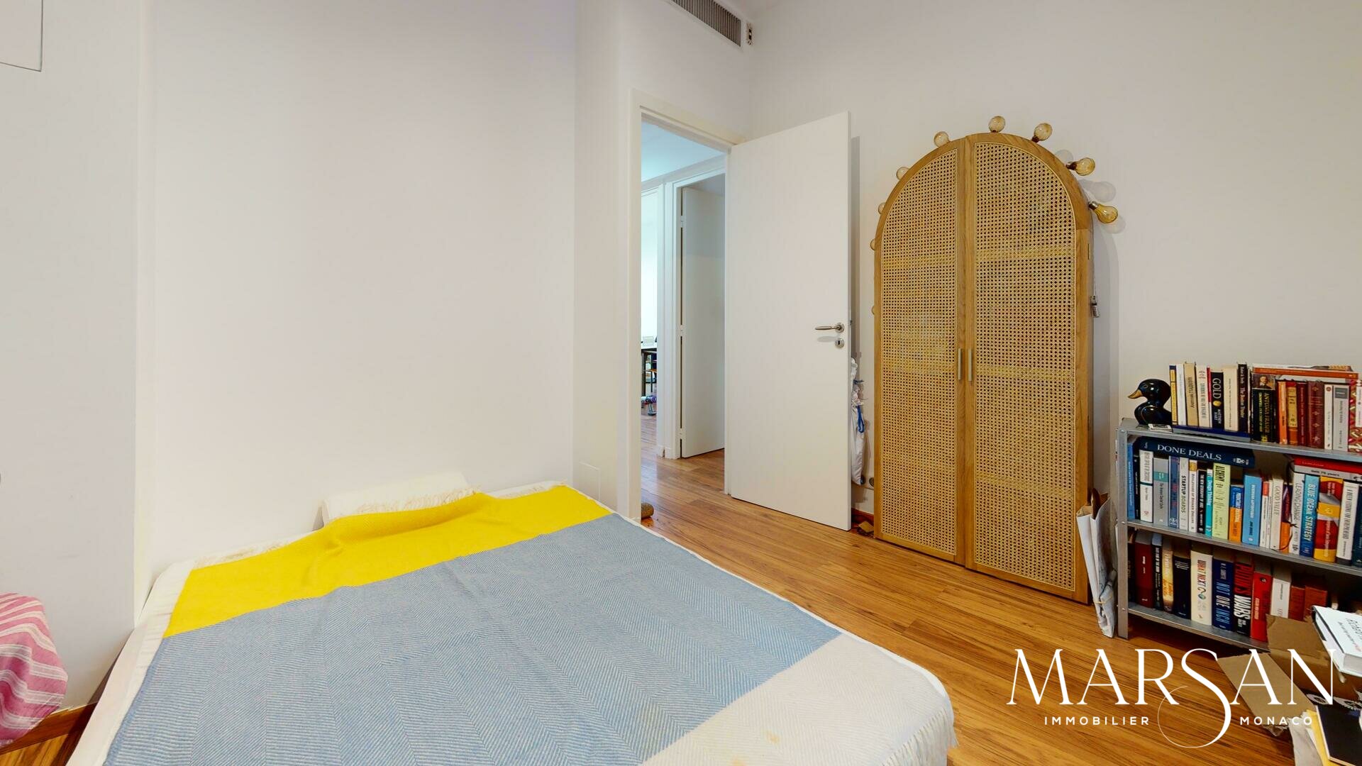 UNDER OFFER - 3 rooms with cellar - Front of Quai Antoine 1er - View Port Hercule & Monte-Carlo