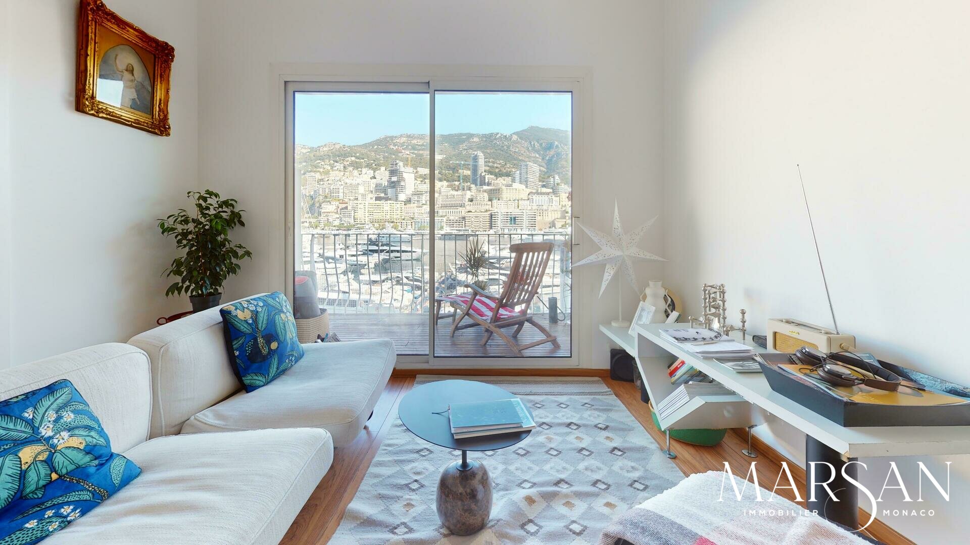 UNDER OFFER - 3 rooms with cellar - Front of Quai Antoine 1er - View Port Hercule & Monte-Carlo