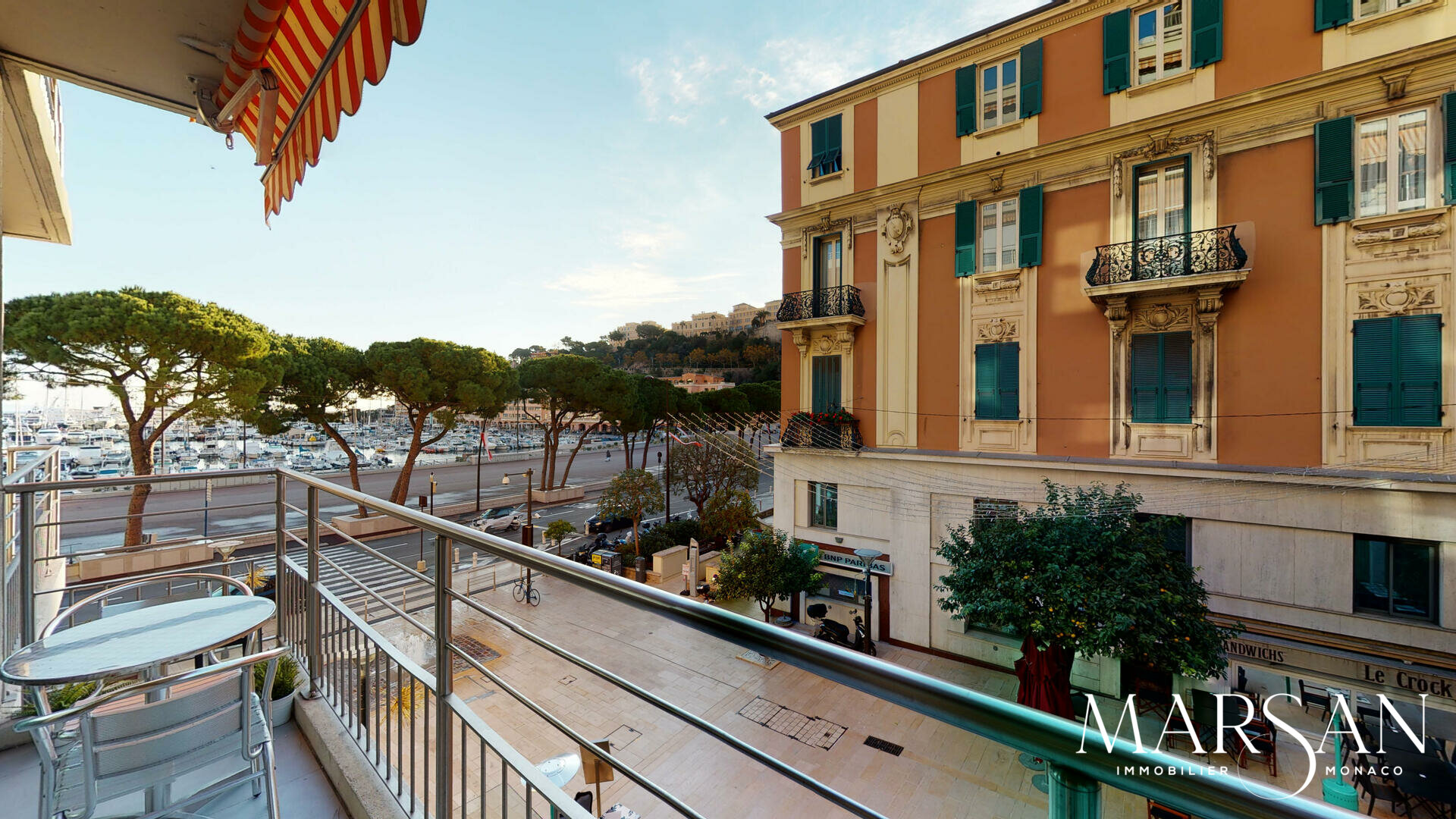 RENOVATED 2 BEDROOM APARTMENT -  HEART OF THE CONDAMINE