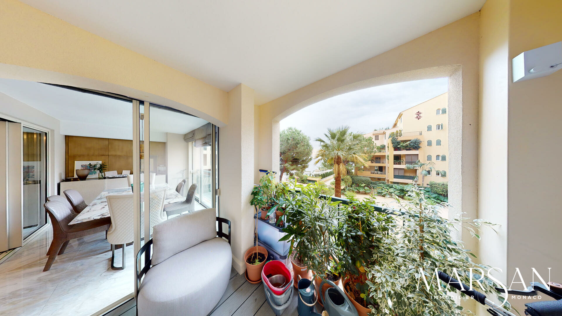 MAGNIFIQUE 5 PIÈCES À FONTVIEILLE - CYCLADES