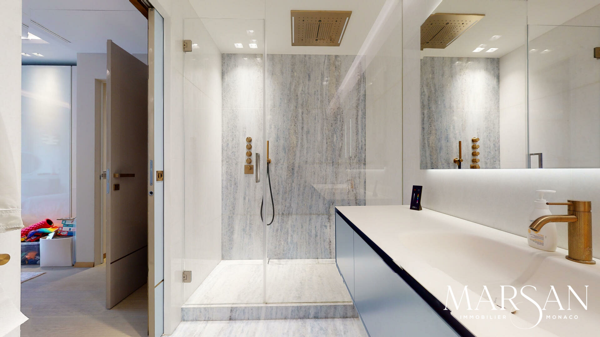 MAGNIFIQUE 5 PIÈCES À FONTVIEILLE - CYCLADES