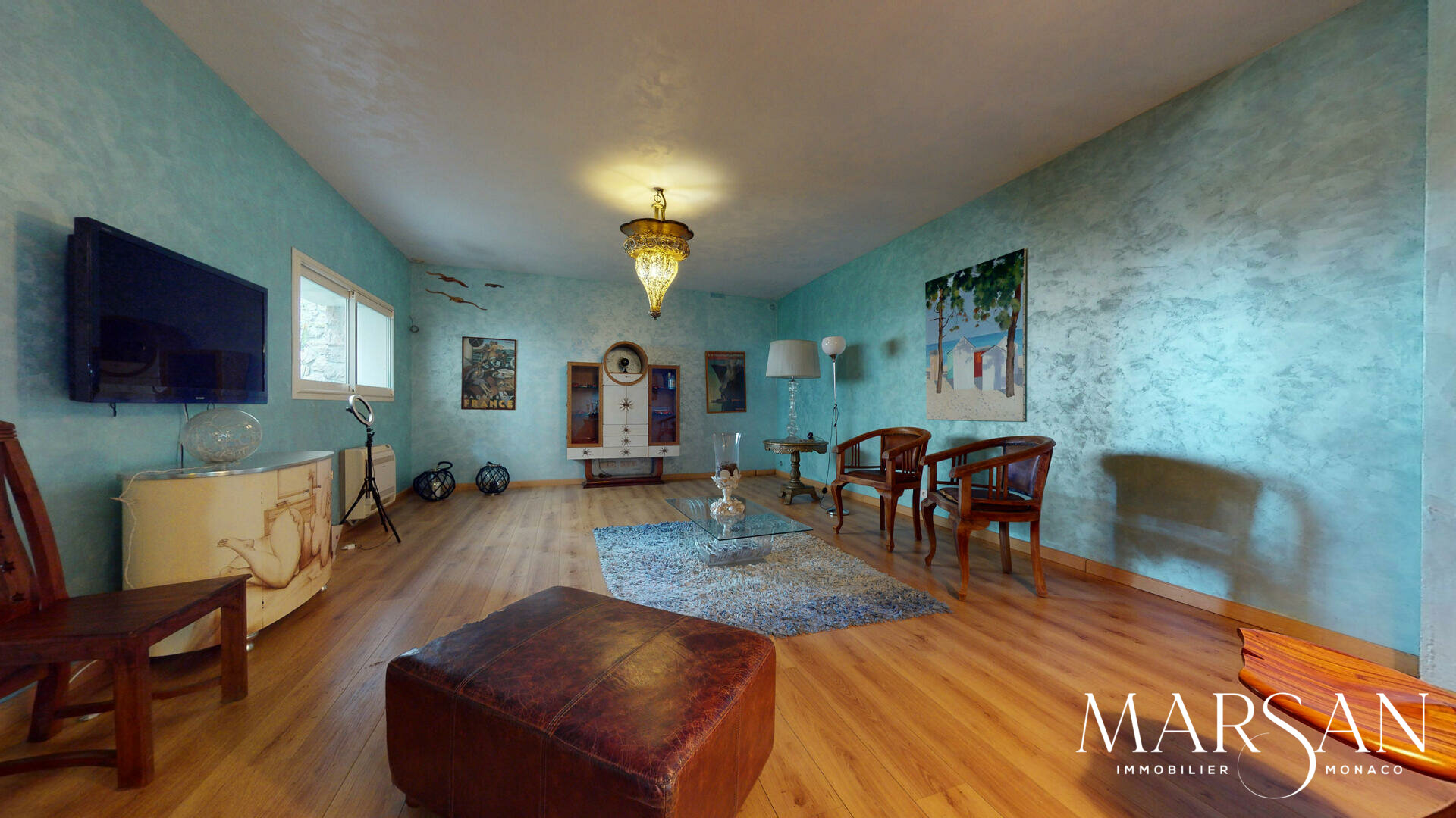 EXCEPTIONAL PRIVATE VILLA FOR SALE - SAINT ROMAN