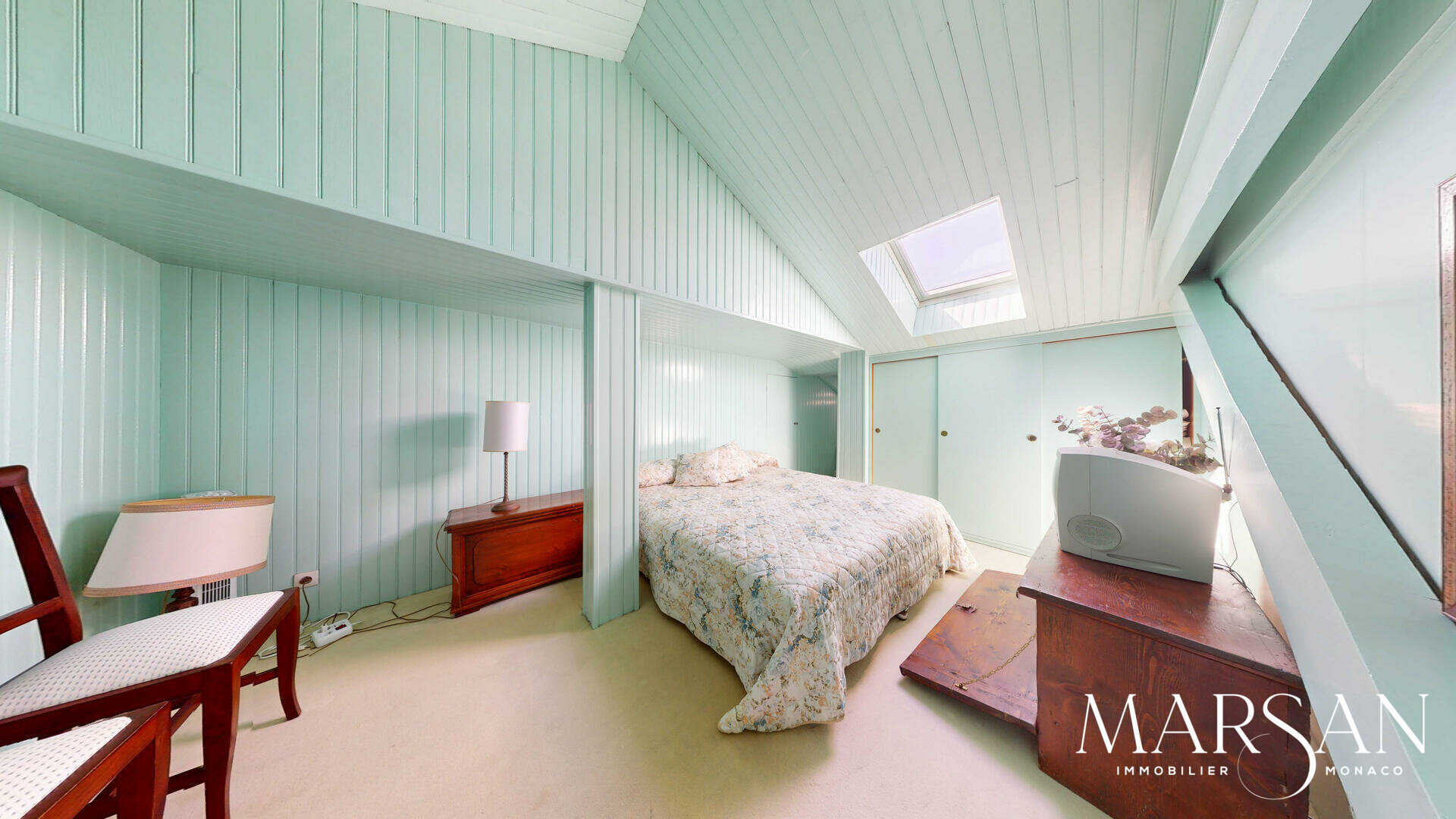 Bien rare : Appartement d'exception au sein d'une villa de prestige à Roquebrune-Cap-Martin