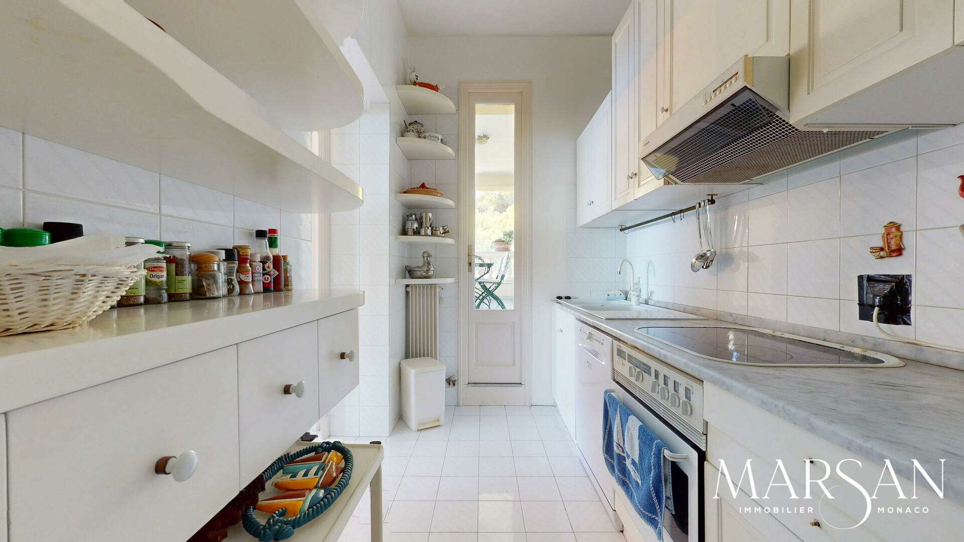 Bien rare : Appartement d'exception au sein d'une villa de prestige à Roquebrune-Cap-Martin