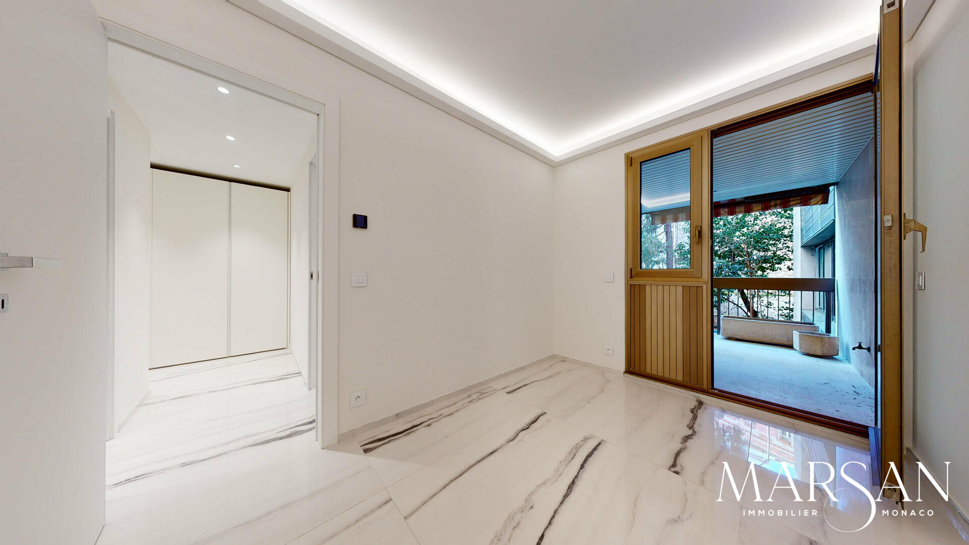 2 CAMERE DA LETTO, NEL CUORE DEL PRINCIPATO, NEL PRESTIGIOSO PALAZZO "PARK PALACE"