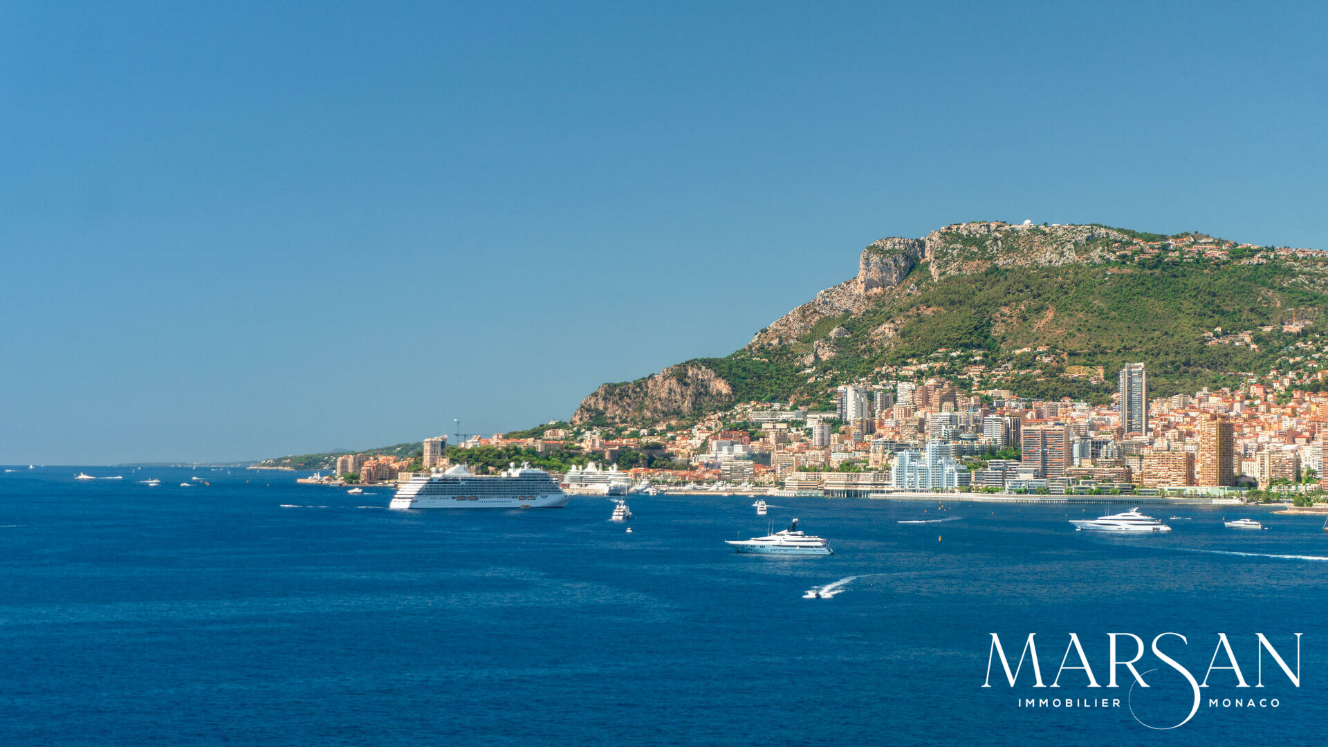 Bien rare : Appartement d'exception au sein d'une villa de prestige à Roquebrune-Cap-Martin