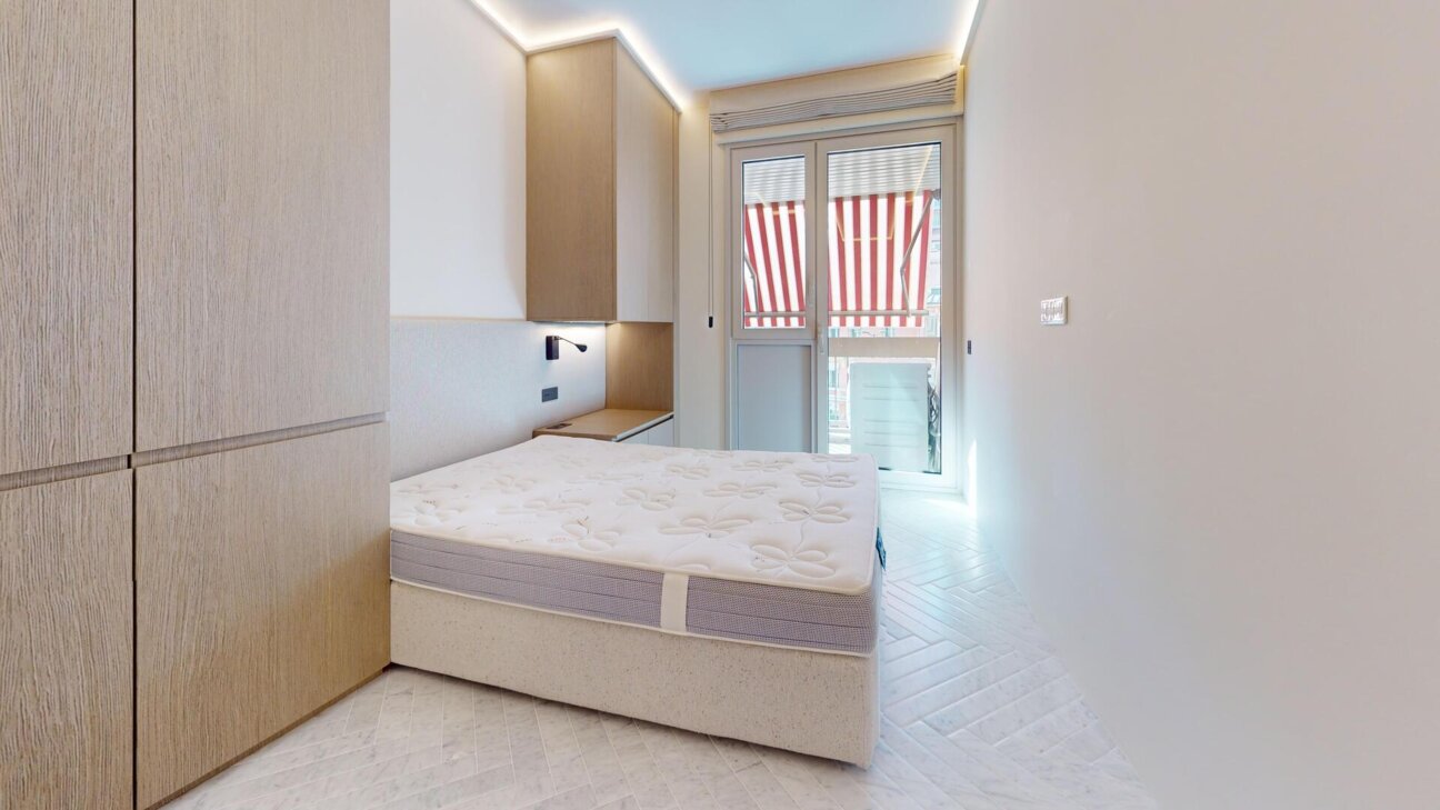 MAGNIFICENT 3P FURNISHED AND RENOVATED PARK PALACE