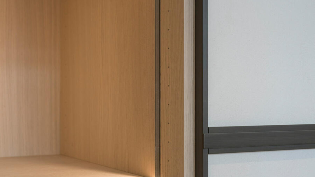 High-end renovated three-room apartment – Boulevard des Moulins