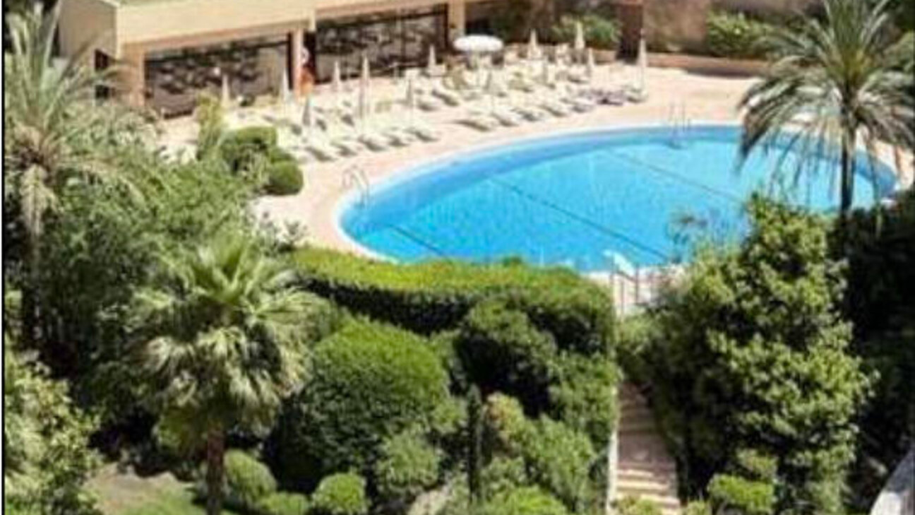 Beau bureau- PROCHE MONTE CARLO COUNTRY CLUB