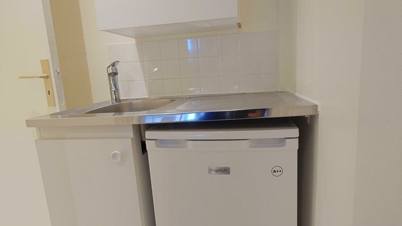 ADMINISTRATIVE OFFICE - TITIAN