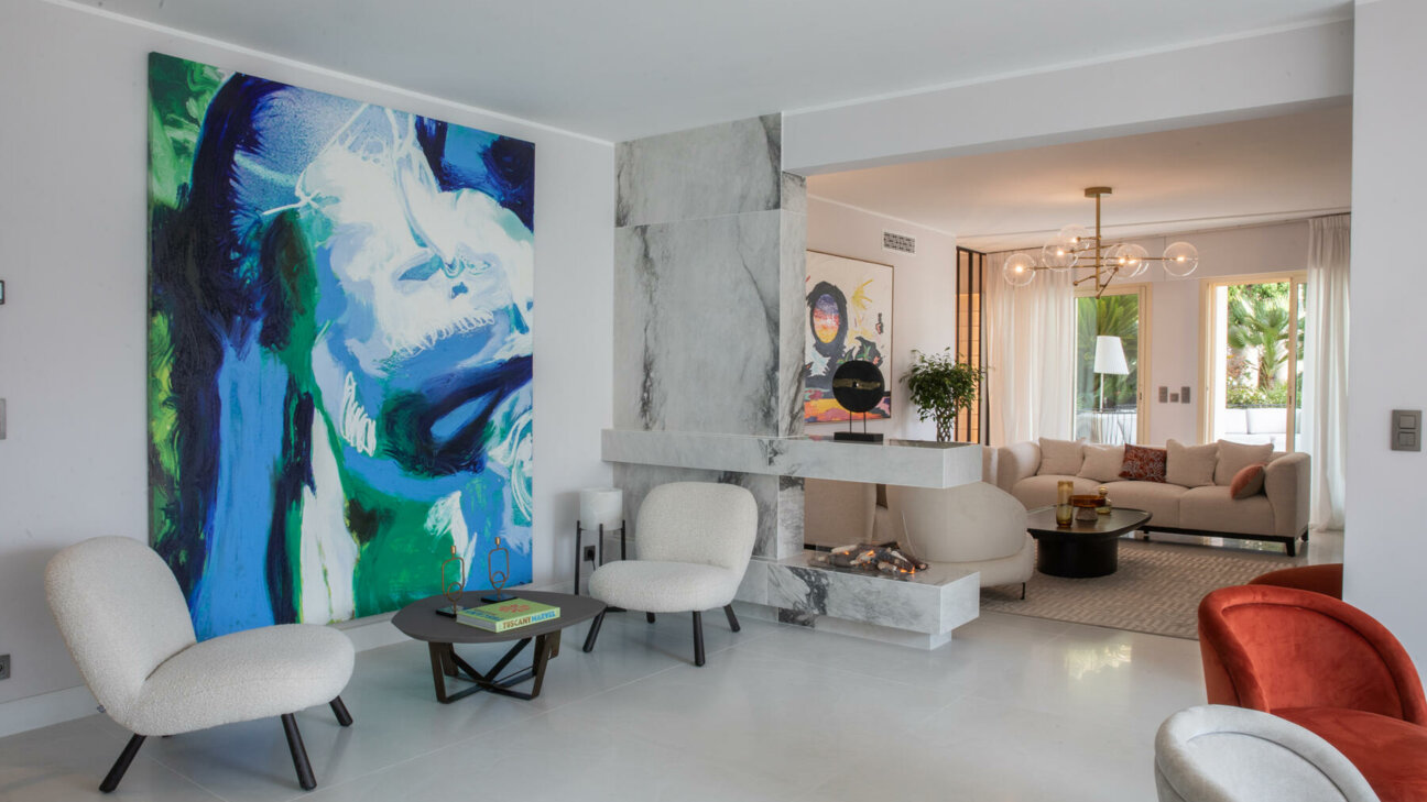 TRES BEAU 4/5 PIECES - APERCU MER - PROCHE DU CENTRE