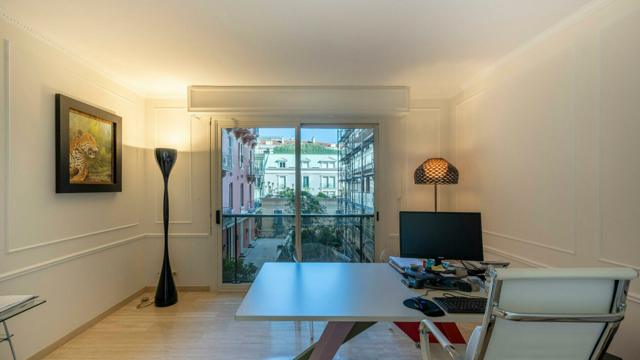 BELLISSIMO STUDIO NEL CARRÉ D'OR