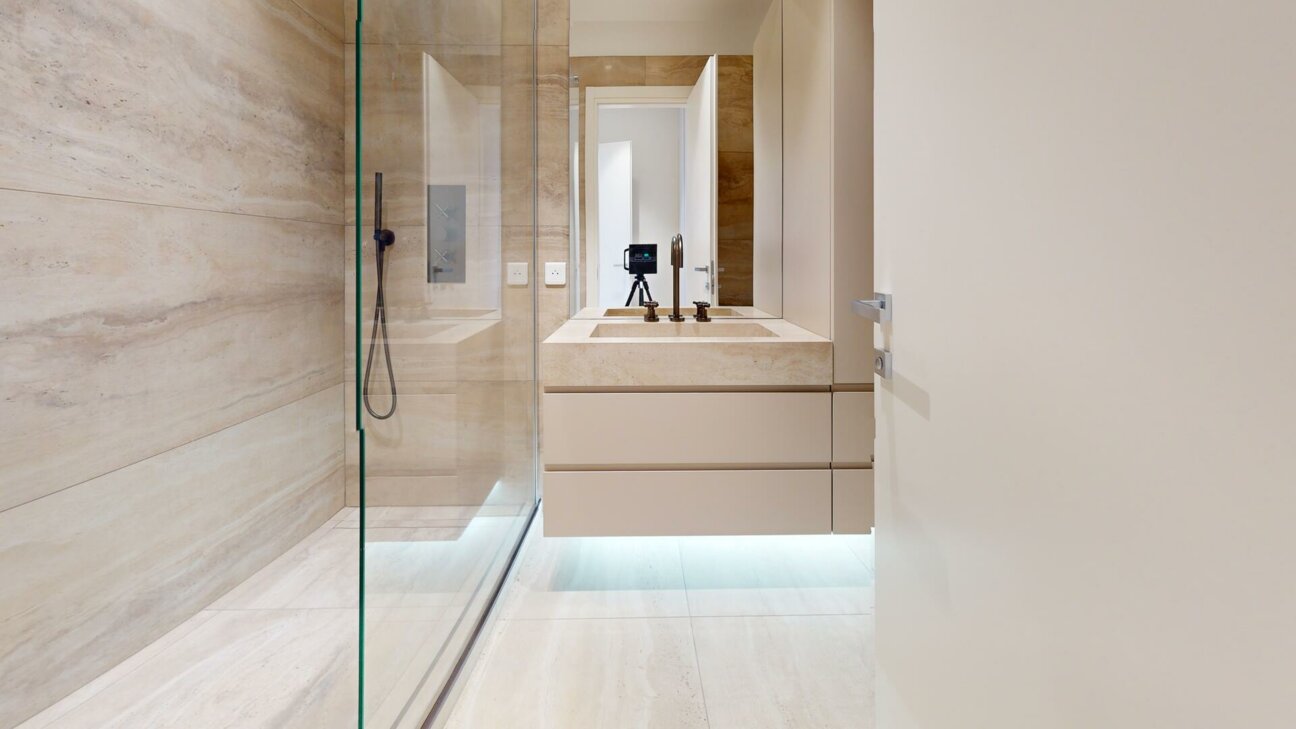 RARO 1 CAMERA DA LETTO IN VENDITA - PORT HERCULES