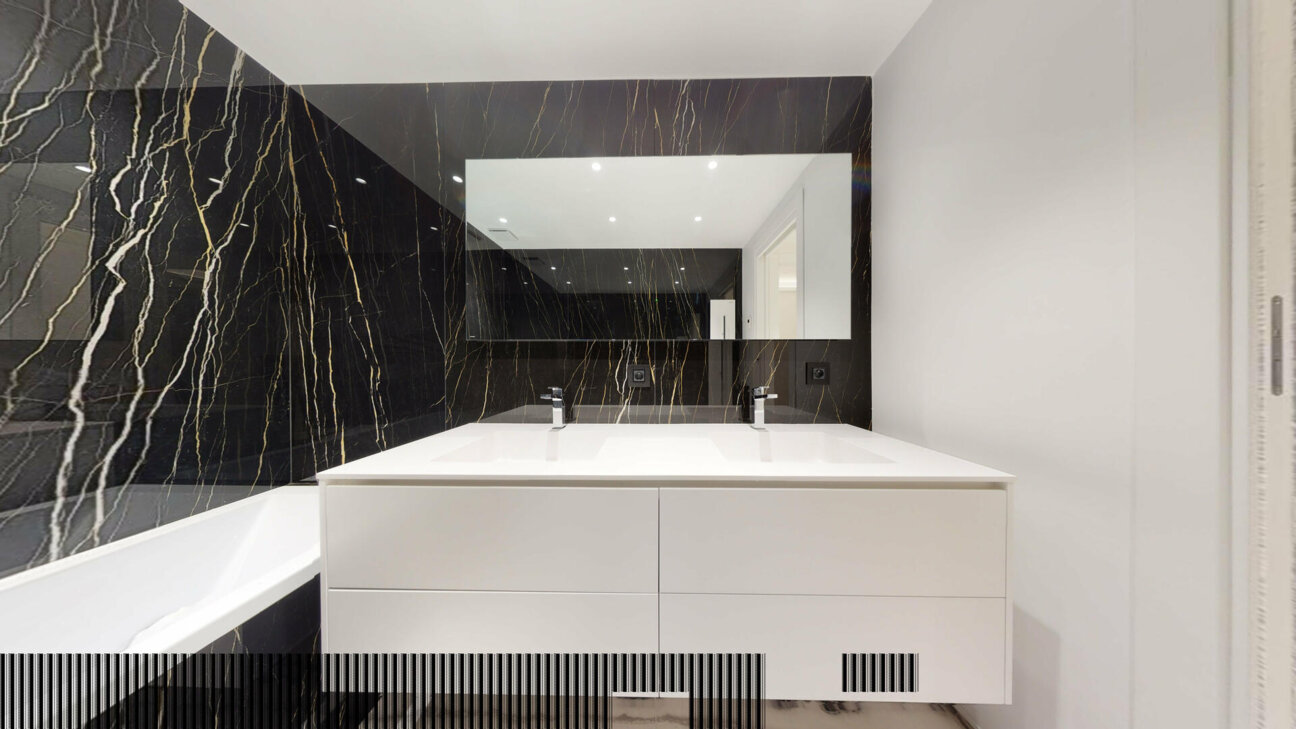 2 CAMERE DA LETTO, NEL CUORE DEL PRINCIPATO, NEL PRESTIGIOSO PALAZZO "PARK PALACE"