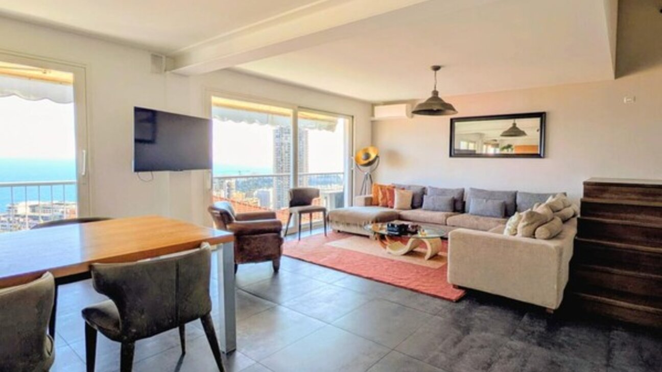 TRIPLEX AVEC TERRASSE ROOF TOP - BEAUSOLEIL